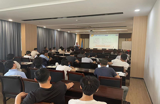 СЛон провел специальное обучение квалифицированного персонала СЛон провел специальное обучение квалифицированного персонала